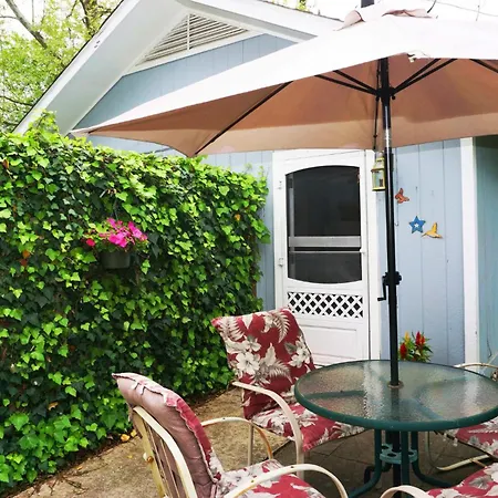 Bandit'S Hideaway-Rosey'S Cottage